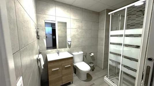 Apartments in Valencia Ciutat Vella - photo 2