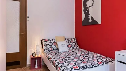 Room for rent in Milano Zona 7 - Baggio, De Angeli, San Siro, Milan