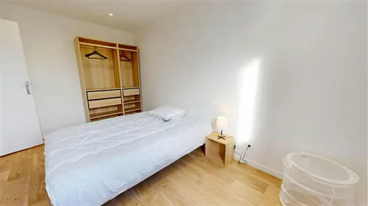 Rooms in Lyon - photo 3