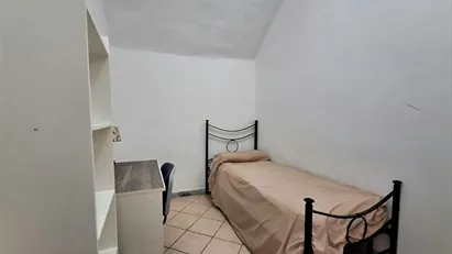 Room for rent in Napoli Municipalità 2, Naples
