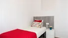 Room for rent, Barcelona Eixample, Barcelona, &lt;span class=&quot;blurred street&quot; onclick=&quot;ProcessAdRequest(7748012)&quot;&gt;&lt;span class=&quot;hint&quot;&gt;See streetname&lt;/span&gt;[xxxxxxxxxxxxx]&lt;/span&gt;