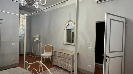 Apartments in Florence - photo 2