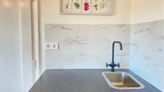 Rooms in Ljubljana Center - photo 6