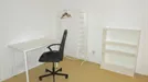 Room for rent, Berlin Mitte, Berlin, <span class="blurred street" onclick="ProcessAdRequest(10854555)"><span class="hint">See streetname</span>[xxxxxxxxxxxxx]</span>