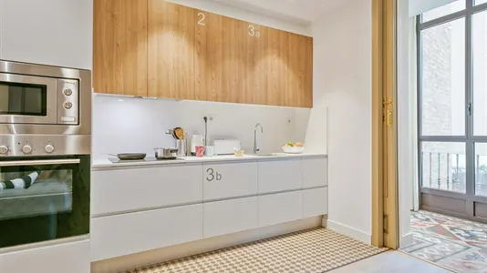 Rooms in Barcelona Eixample - photo 8