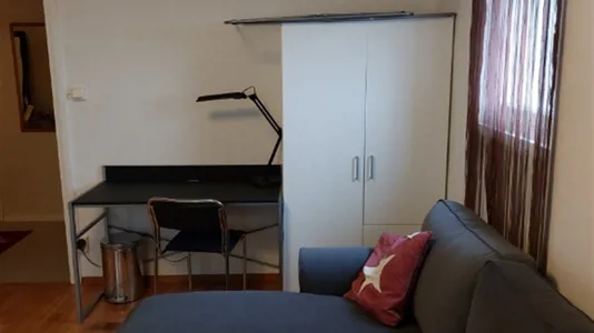 Rooms in Stockholm South - photo 1