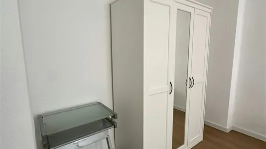 Rooms in Castellón de la Plana/Castelló de la Plana - photo 5