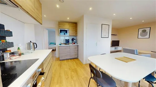 Rooms in Lyon - photo 10