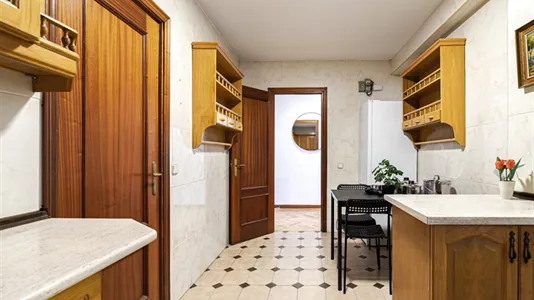 Rooms in Guadalajara - photo 10