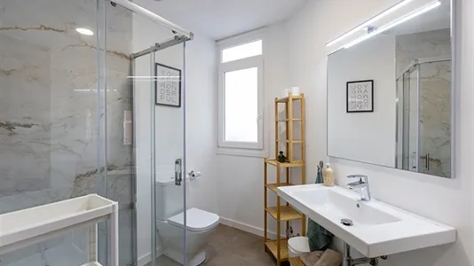 Rooms in Bilbao - photo 7