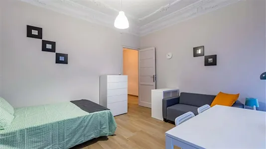 Rooms in Valencia Extramurs - photo 4