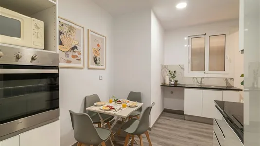 Rooms in Barcelona Eixample - photo 8