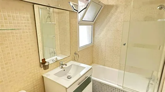 Rooms in Almería - photo 6