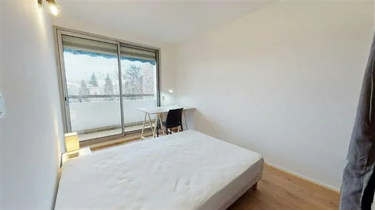 Rooms in Lyon - photo 2