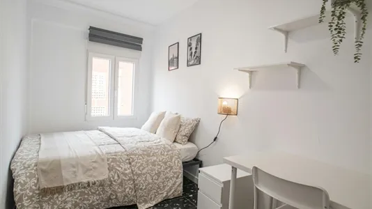 Rooms in Tavernes Blanques - photo 2