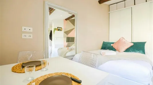 Apartments in Marseille 1er arrondissement - photo 10