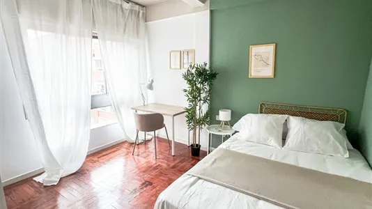 Rooms in Madrid Moncloa-Aravaca - photo 1