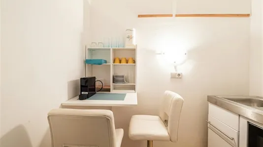 Apartments in Vienna Alsergrund - photo 4