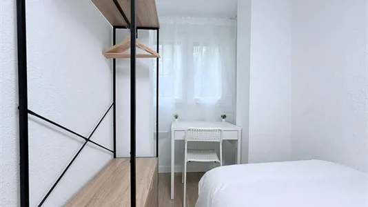 Rooms in Los Berrocales - photo 3