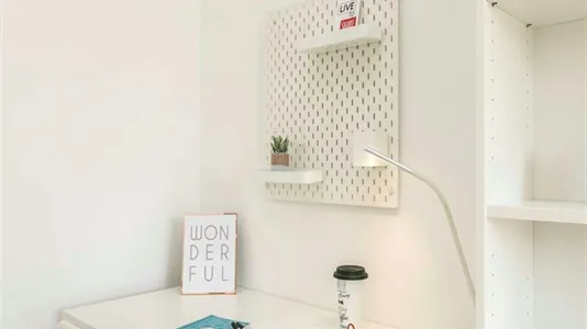 Rooms in Milano Zona 8 - Fiera, Gallaratese, Quarto Oggiaro - photo 7