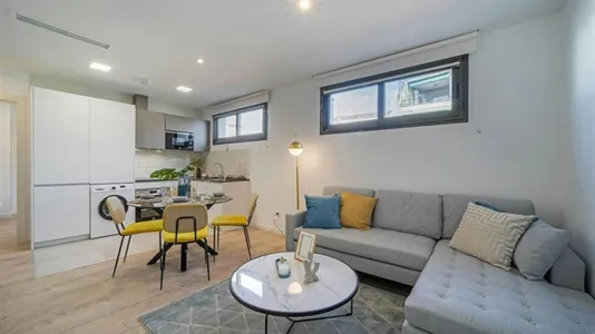 Apartments in Madrid Chamberí - photo 9
