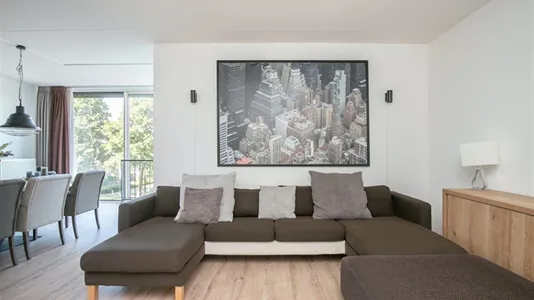 Rooms in Capelle aan den IJssel - photo 9