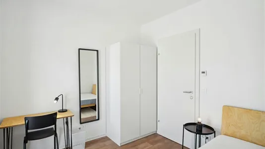 Rooms in Graz - photo 2