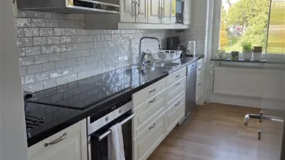 Nacka - 4rok - 9mån - 19.550kr/mån