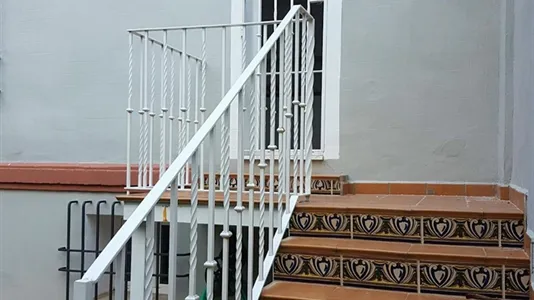 Rooms in Bami - photo 9