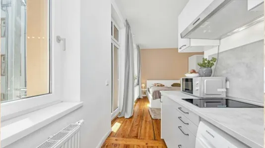 Apartments in Berlin Friedrichshain-Kreuzberg - photo 2