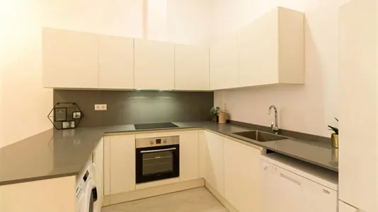 Apartments in Barcelona Ciutat Vella - photo 8