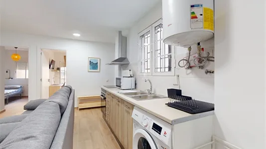 Apartments in Valencia Ciutat Vella - photo 7