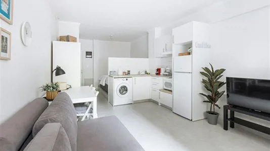 Apartments in Athens Ampelokipoi - photo 2