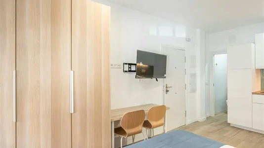 Apartments in Los Claveles - photo 9