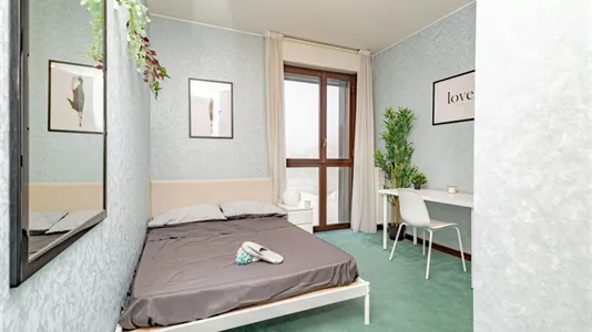 Rooms in Milano Zona 8 - Fiera, Gallaratese, Quarto Oggiaro - photo 4