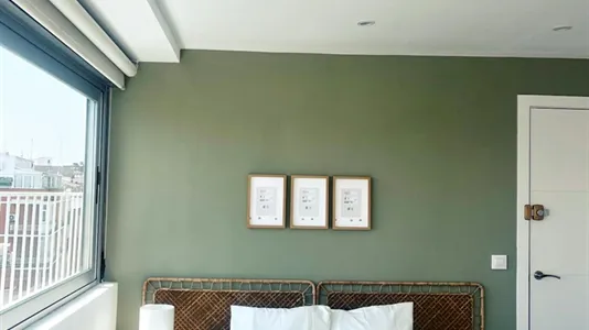 Rooms in Madrid Chamartín - photo 7