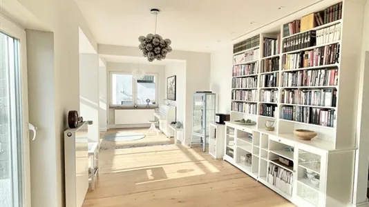 Houses in Hochtaunuskreis - photo 10