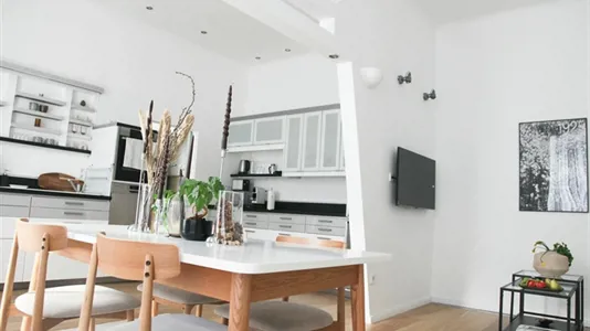 Apartments in Berlin Charlottenburg-Wilmersdorf - photo 2