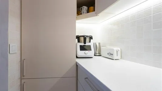 Apartments in Barcelona Ciutat Vella - photo 9