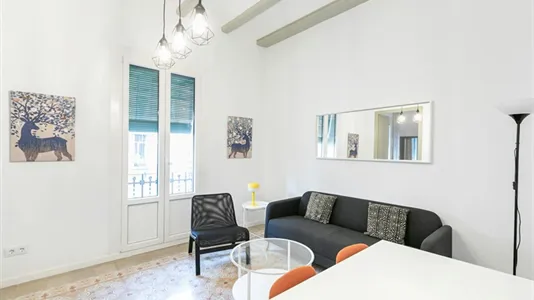 Apartments in Barcelona Eixample - photo 4