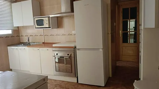 Rooms in Murcia - photo 2