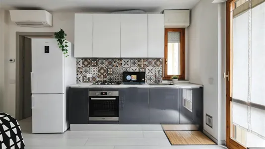 Apartments in Milano Zona 8 - Fiera, Gallaratese, Quarto Oggiaro - photo 5