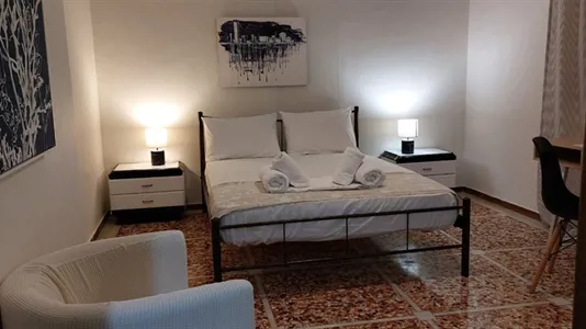 Rooms in Athens Agios Nikolaos - photo 1