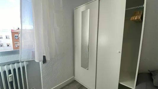 Rooms in Adaro - photo 4