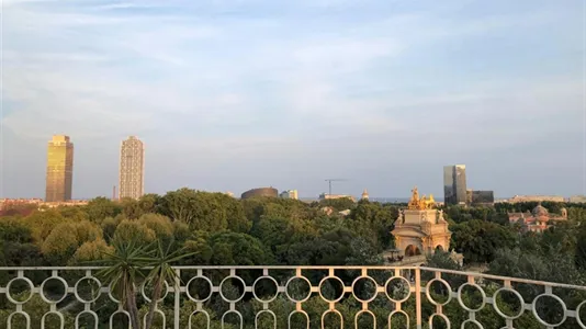 Rooms in Barcelona Sant Martí - photo 9