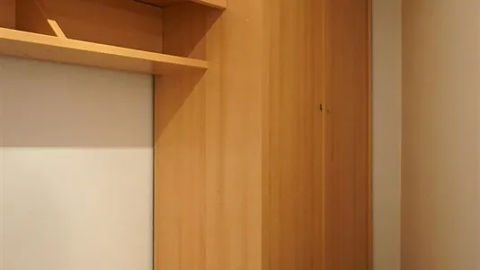 Rooms in Madrid Centro - photo 5