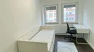 Room for rent, Augsburg, Bayern, &lt;span class=&quot;blurred street&quot; onclick=&quot;ProcessAdRequest(9675826)&quot;&gt;&lt;span class=&quot;hint&quot;&gt;See streetname&lt;/span&gt;[xxxxxxxxxxxxx]&lt;/span&gt;