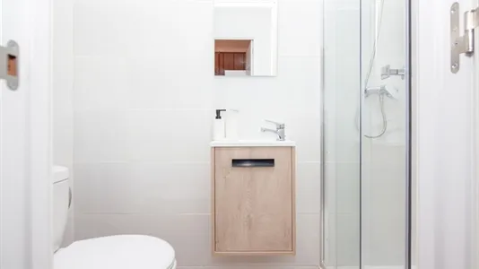 Rooms in Valencia Extramurs - photo 8