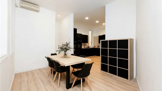 Rooms in Madrid Centro - photo 10