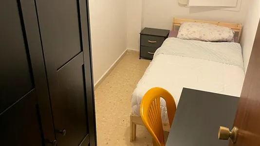 Rooms in Barcelona Eixample - photo 5